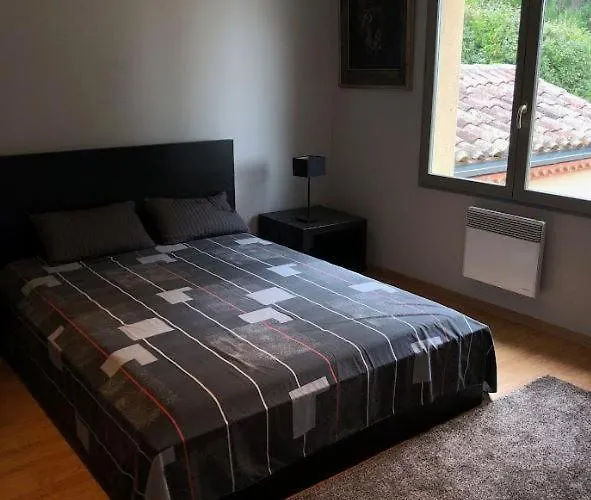 Вилла Larrouy *