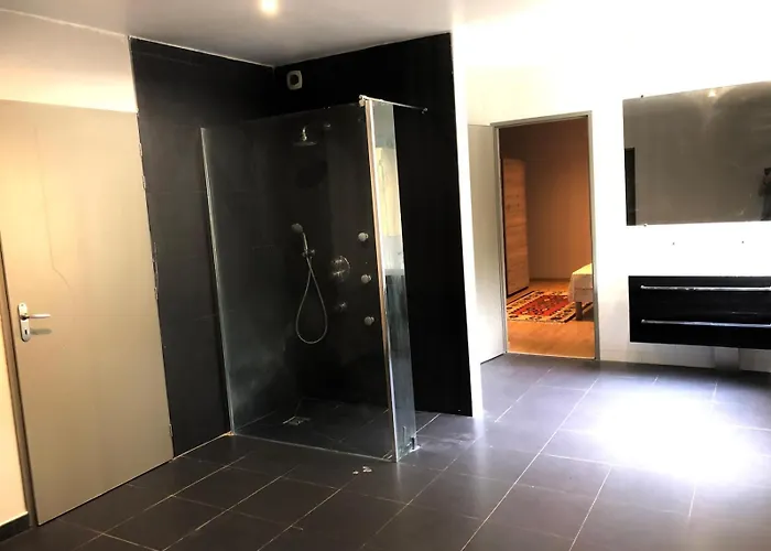 Вилла Larrouy *